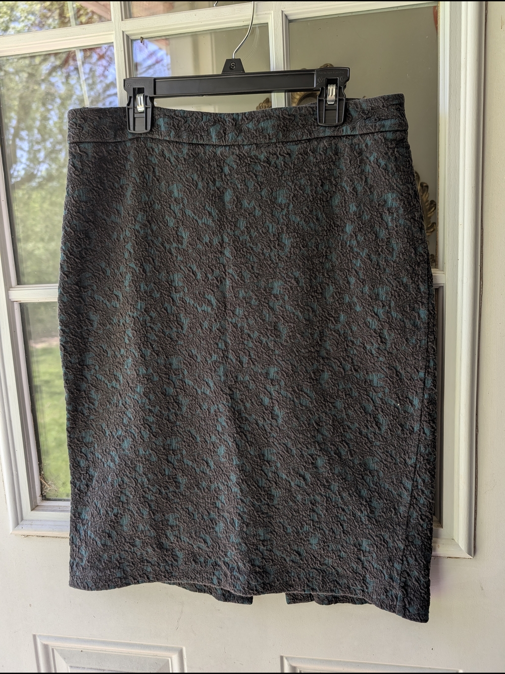 MICHAEL Michael Kors Black and Green Textured Pencil Skirt